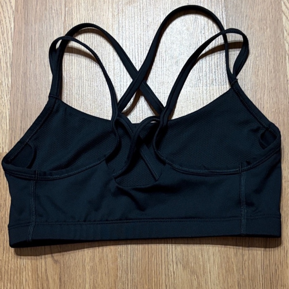 🖤 Nike Black Strappy Sports Bra | Dri-Fit | Lightweight Support | Medium🏃‍♀️✨ - Picture 2 of 3